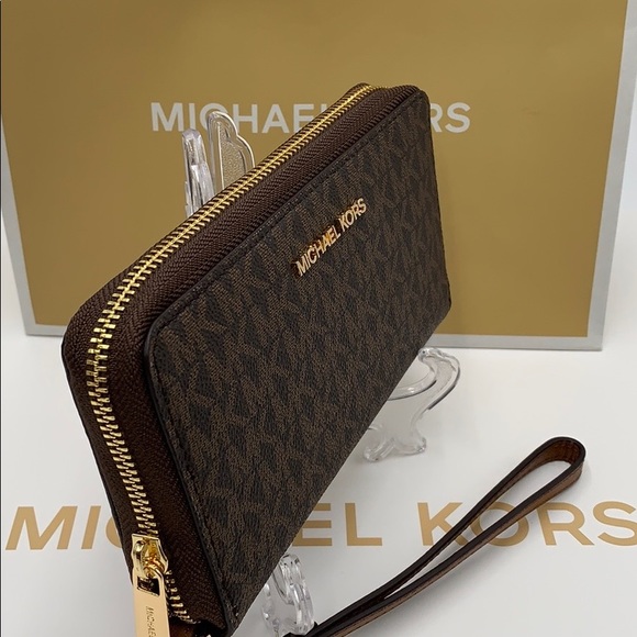 Michael Kors Jet Set Travel Phone Wallet Wristlet - Picture 3 of 16